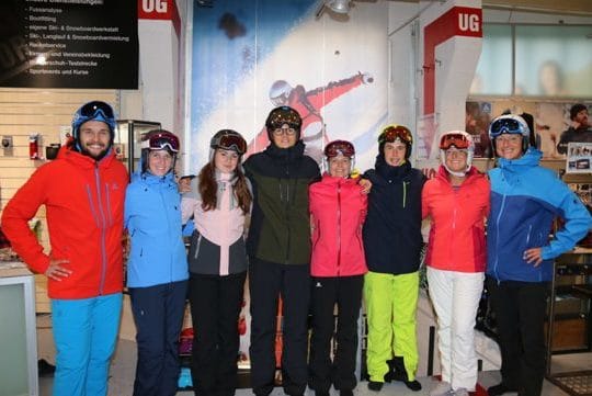 Team Rigi-Sport (von links): Simon, Melanie, Suna, Michi, Jasmin, Fabio, Andrea und Joe